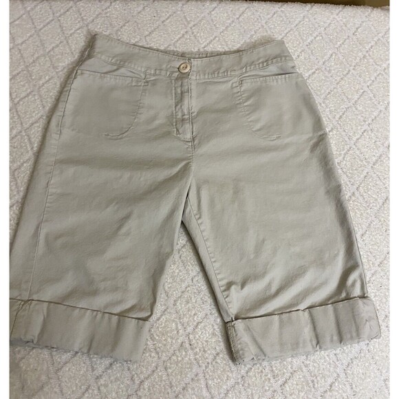Vintage Woolrich Women’s Beige Shorts Front/back Pockets Size 10 - Picture 3 of 14
